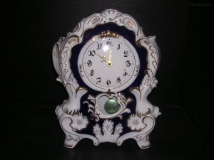 Porcelánové hodiny krbové 6996 32 cm