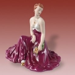 Slečna sedící s růžemi purpur