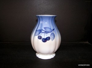 Váza Rose, Blue Cherry 19cm