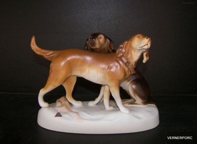 Porcelánová soška - Lovečtí psi Royal Dux Bohemia 