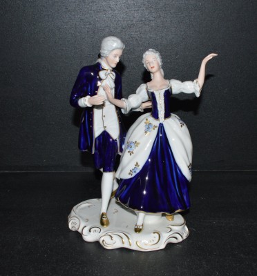 Tančící pár rokoko - isis Royal Dux Bohemia 